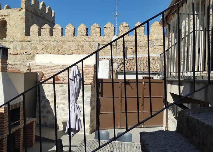 Casas Del Castillo, 2